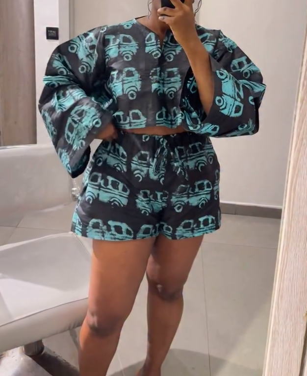 Printed top and stylish shorts 2pc set