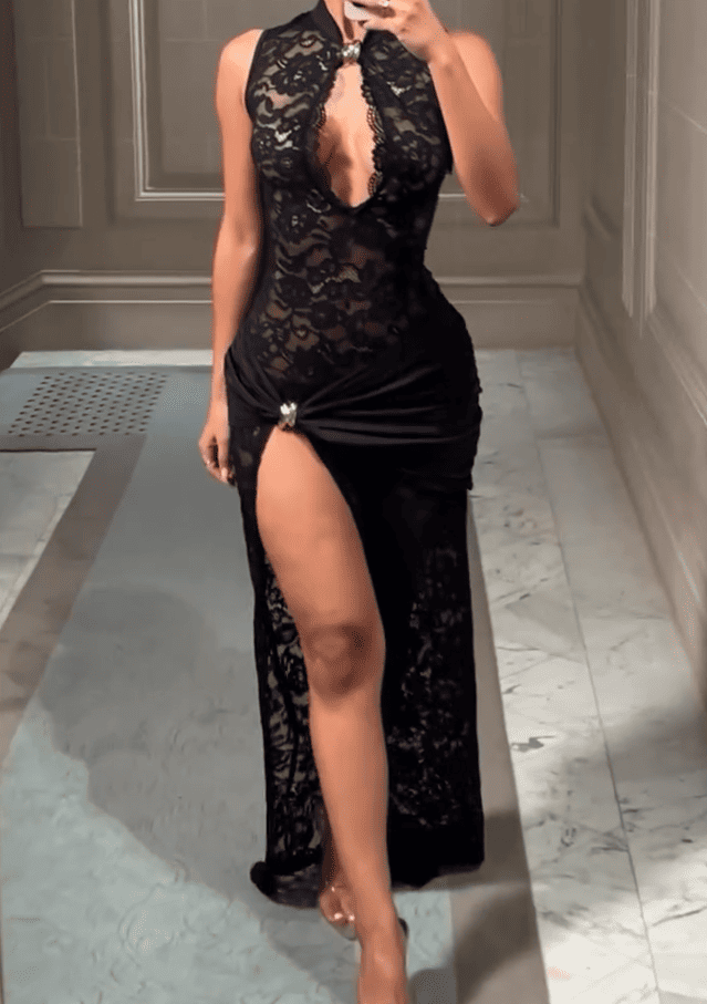 Lace keyhole maxi dress