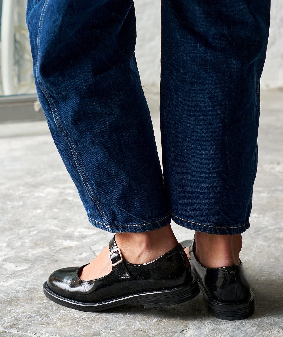 Women's Genuine Leather Round Toe Shoes