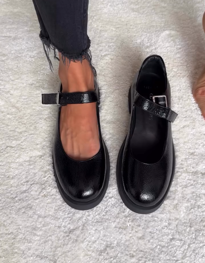 Women's Genuine Leather Round Toe Shoes