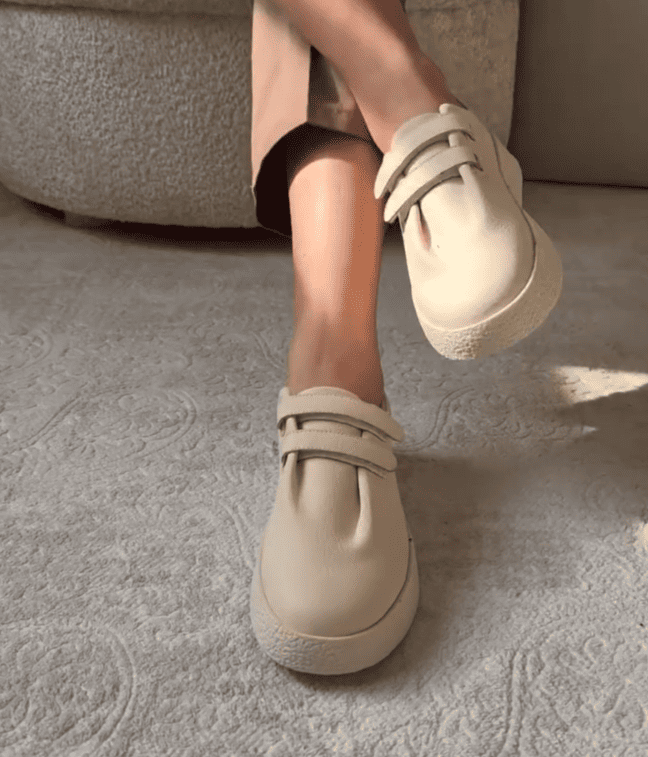 Distinctive Leather Casual Shoes