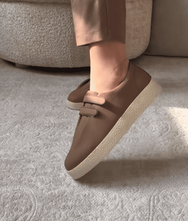 Distinctive Leather Casual Shoes