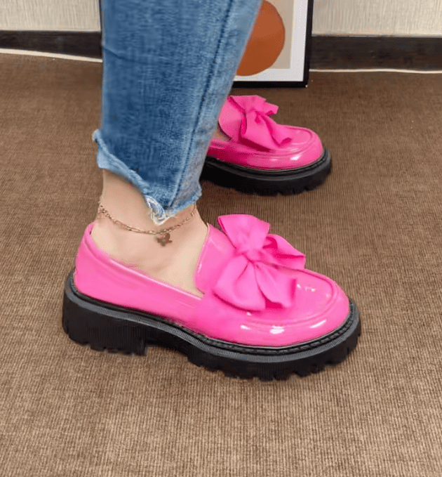 Fashionable Bowknot Design Loafers