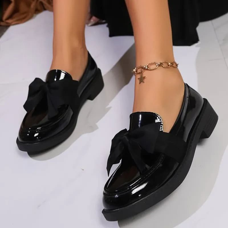 Fashionable Bowknot Design Loafers