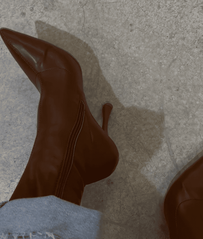 Pointed high-heeled over-the-knee boots