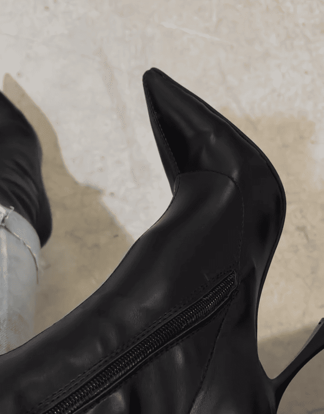 Pointed high-heeled over-the-knee boots