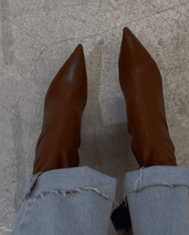 Pointed high-heeled over-the-knee boots