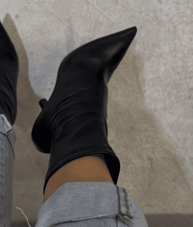 Pointed high-heeled over-the-knee boots