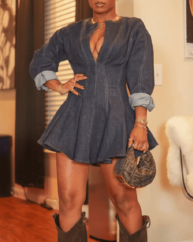 Long-Sleeve V-Neck Slim Mini Dress