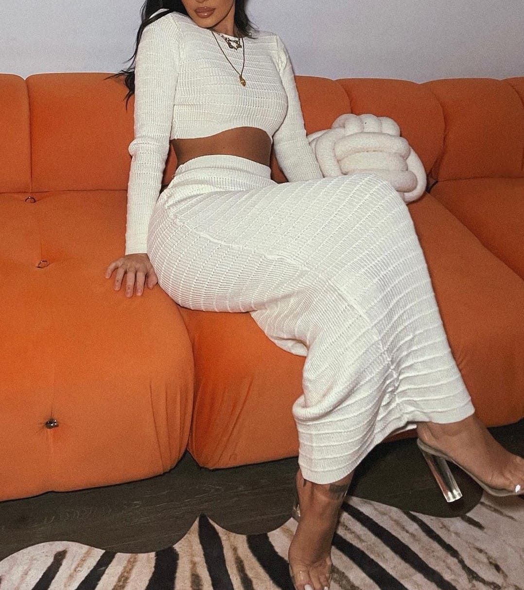 Rib-knit cropped sweater and skirt set - white