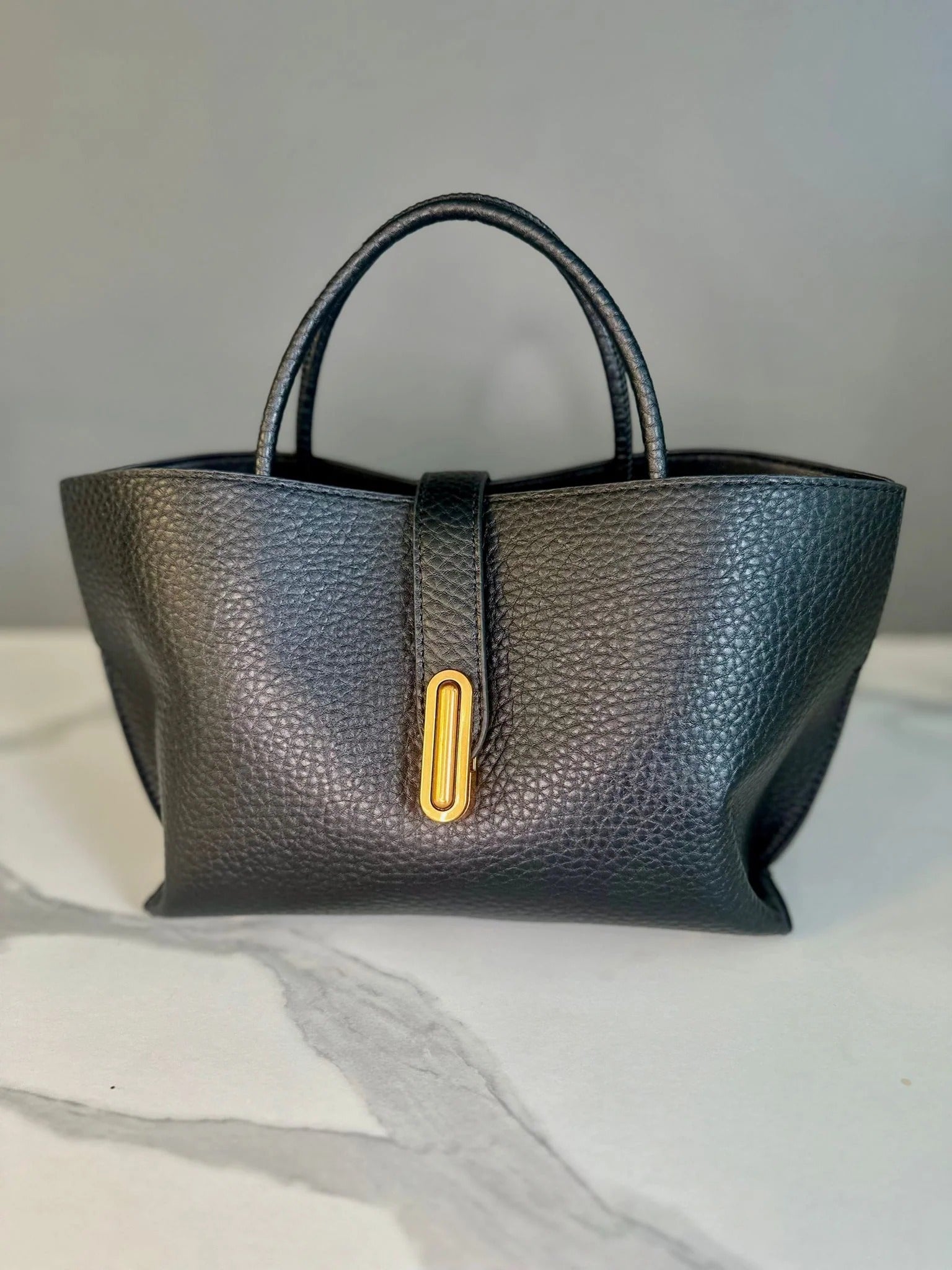 Lychee-patterned handbag & Crossbody bag