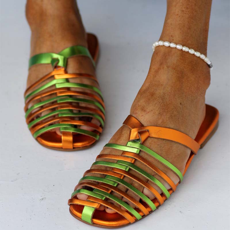 Fashion Woven Flat Slippers